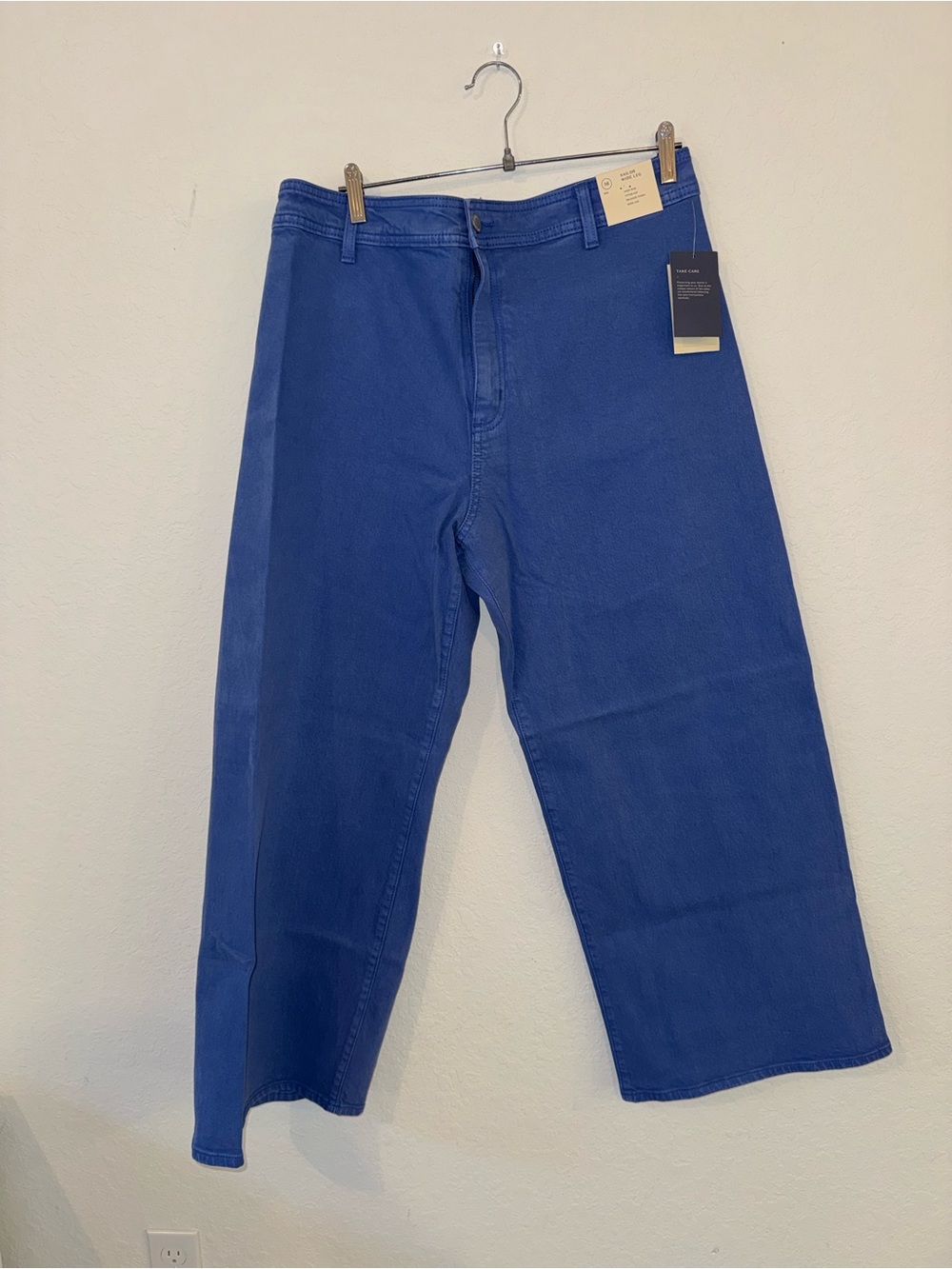 Universal Thread Relaxed Straight-Leg Jeans in Deep Blue